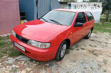 Хэтчбек Nissan Almera 1998 в Одессе