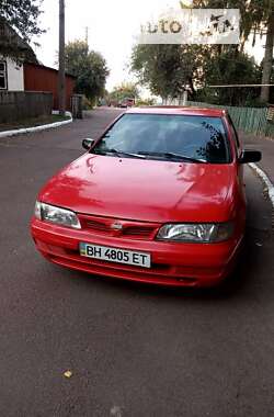 Седан Nissan Almera 1996 в Овруче