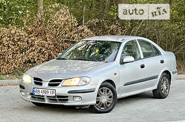 Седан Nissan Almera 2001 в Виннице