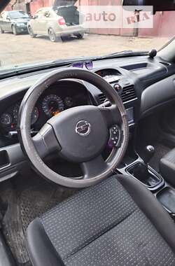 Седан Nissan Almera 2008 в Києві