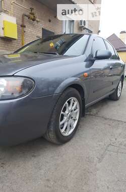 Седан Nissan Almera 2003 в Хмельницком