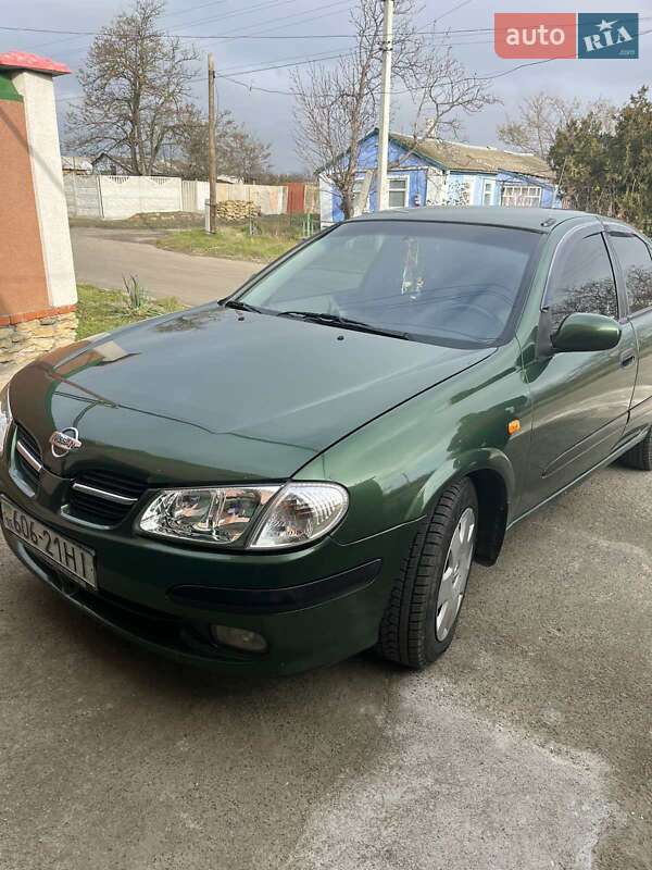 Седан Nissan Almera 2001 в Миколаєві