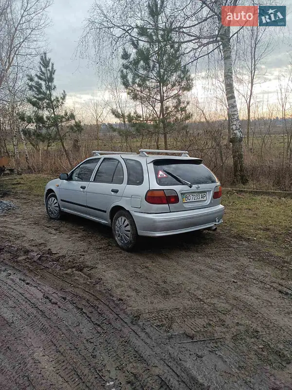 Nissan Almera 1996