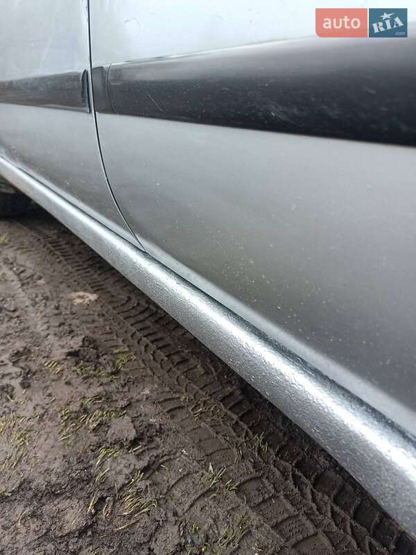 Хетчбек Nissan Almera 1996 в Теофіполі