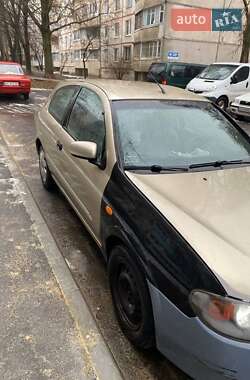 Хэтчбек Nissan Almera 2003 в Харькове