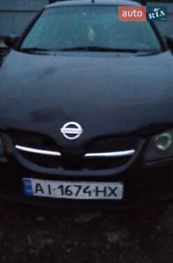 Хэтчбек Nissan Almera 2002 в Киеве