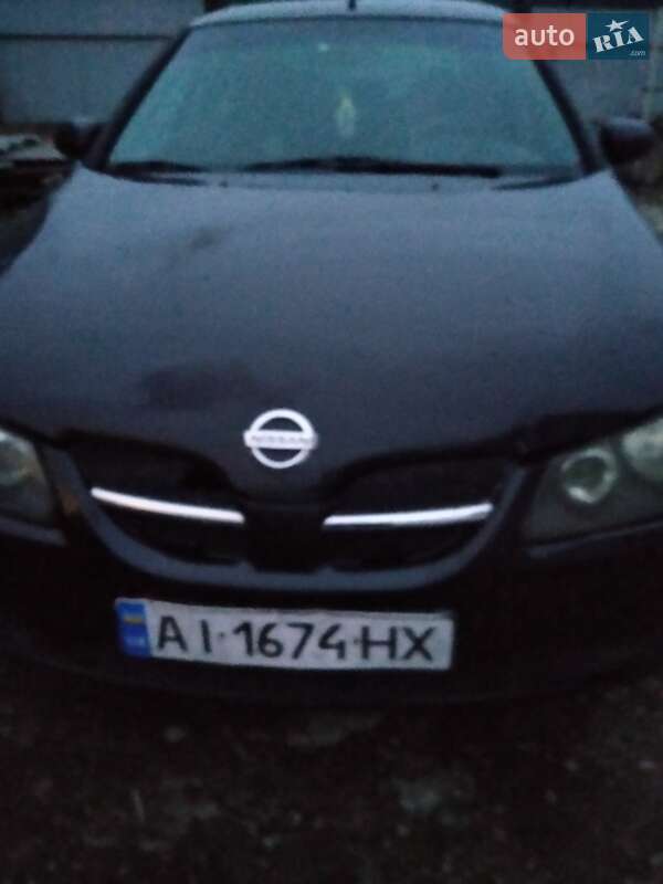 Nissan Almera 2002
