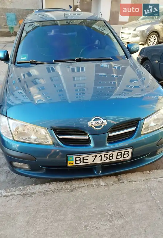 Nissan Almera 2002