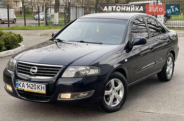 Седан Nissan Almera 2011 в Киеве