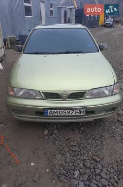 Седан Nissan Almera 1996 в Житомирі