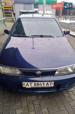 Седан Nissan Almera 1998 в Луцке