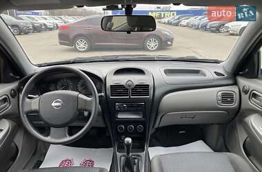 Седан Nissan Almera 2008 в Дніпрі