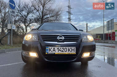 Седан Nissan Almera 2011 в Києві