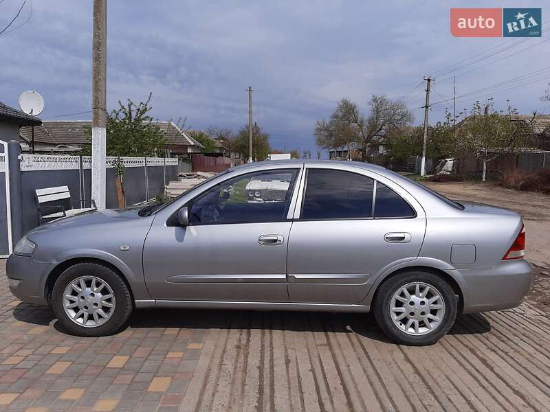 Nissan Almera 2008