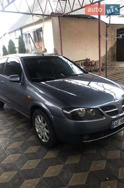 Хетчбек Nissan Almera 2003 в Краматорську