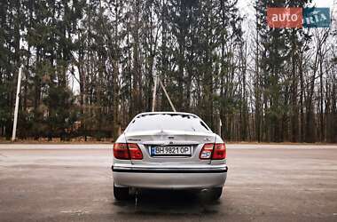 Седан Nissan Almera 2000 в Хмельнике