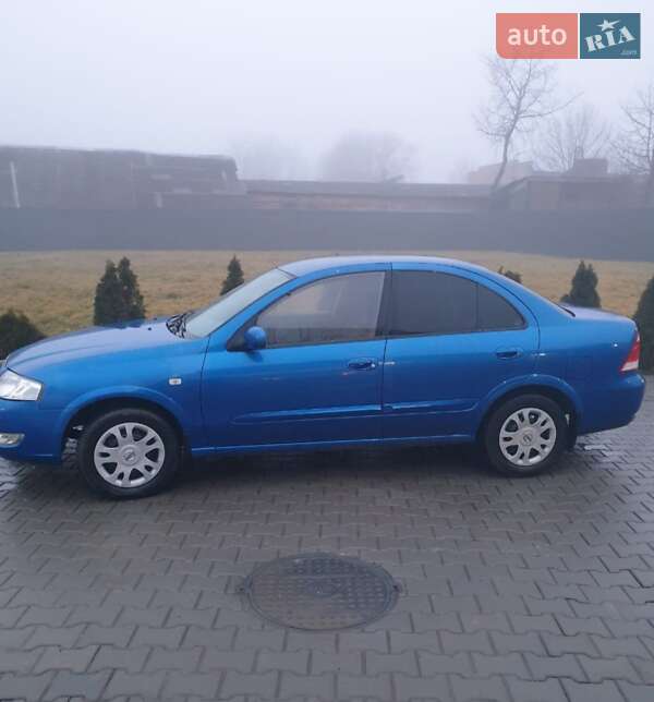 Седан Nissan Almera 2006 в Чернівцях