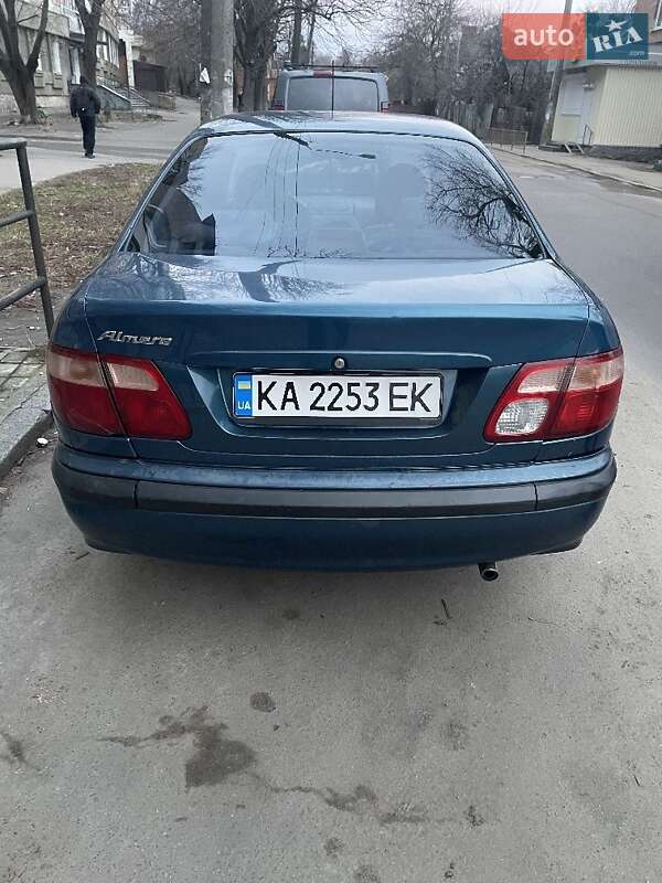 Седан Nissan Almera 2002 в Житомире