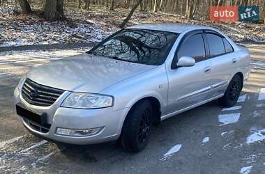 Седан Nissan Almera 2010 в Києві