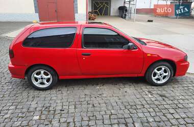 Хэтчбек Nissan Almera 1995 в Черновцах