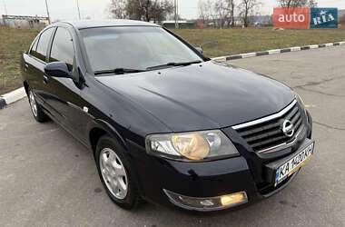 Седан Nissan Almera 2011 в Киеве