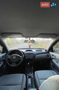 Седан Nissan Almera 2006 в 