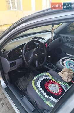 Седан Nissan Almera 2003 в Саврани