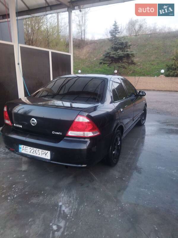 Седан Nissan Almera 2007 в Кривом Роге