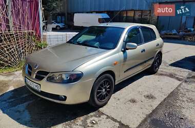 Хетчбек Nissan Almera 2003 в 