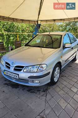 Седан Nissan Almera 2003 в Смілі