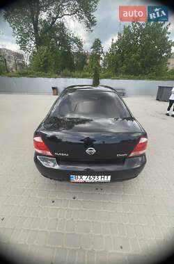 Седан Nissan Almera 2011 в 
