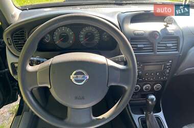 Седан Nissan Almera 2008 в 