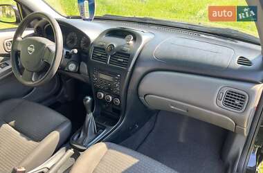 Седан Nissan Almera 2008 в 