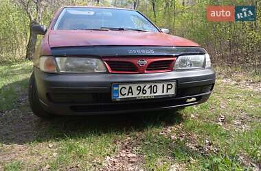 Седан Nissan Almera 1996 в Смеле