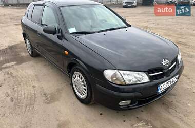 Хэтчбек Nissan Almera 2001 в 