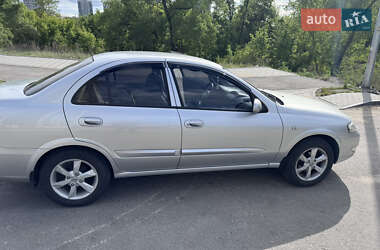 Седан Nissan Almera 2012 в 