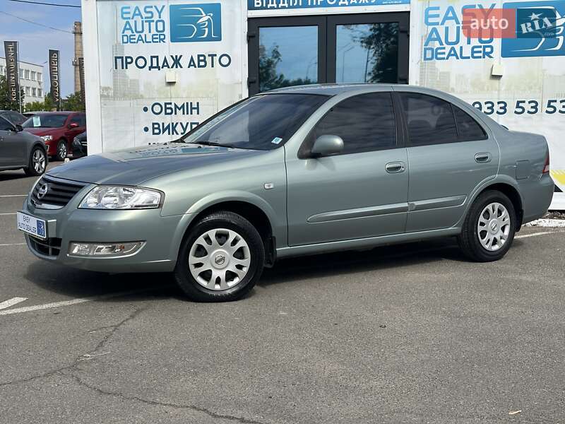 Nissan Almera 2006