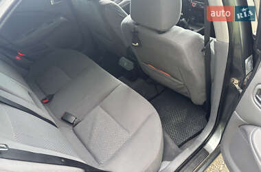 Седан Nissan Almera 2003 в 