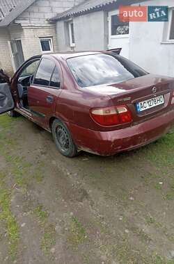 Седан Nissan Almera 2004 в 