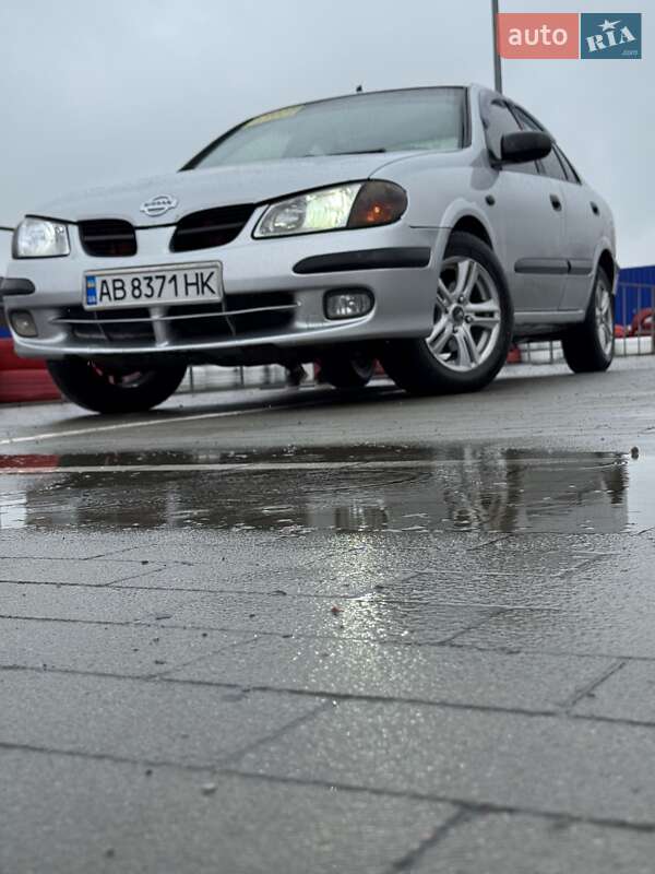 Седан Nissan Almera 2002 в Вінниці