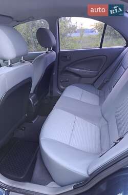 Седан Nissan Almera 2012 в 