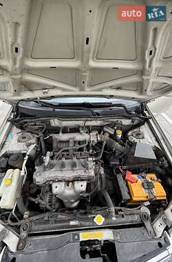Седан Nissan Almera 2008 в 