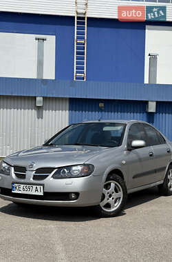 Седан Nissan Almera 2005 в Днепре