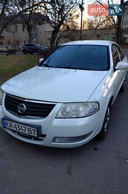 Седан Nissan Almera 2011 в Киеве