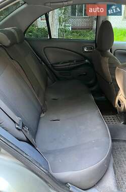 Седан Nissan Almera 2006 в 
