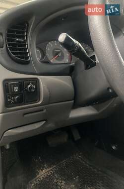 Седан Nissan Almera 2012 в Вышгороде