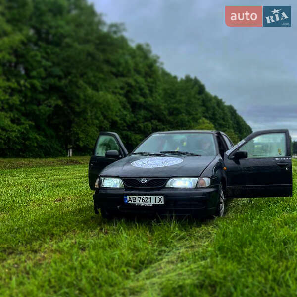 Седан Nissan Almera 1999 в 