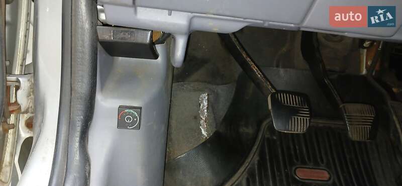 Седан Nissan Almera 2003 в Киеве фото 13 Седан Nissan Almera 2003 в Киеве