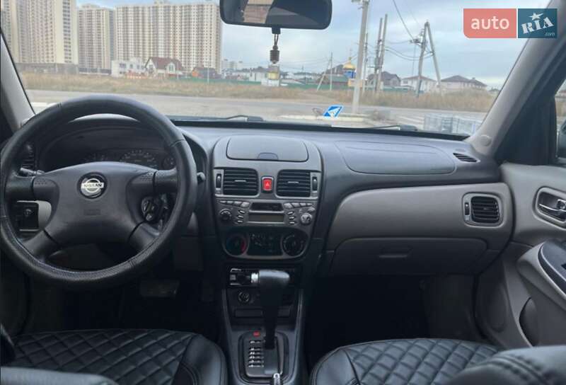 Хетчбек Nissan Almera 2001 в Одесі