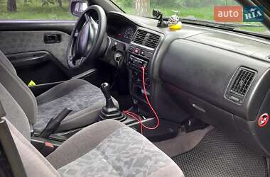 Седан Nissan Almera 1997 в 